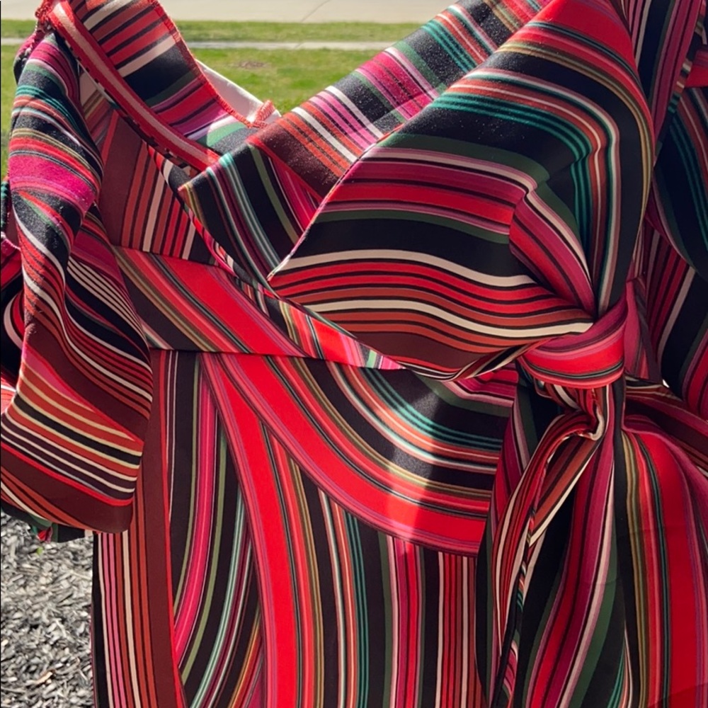 Woman’s Dress - Picture 2 of 7